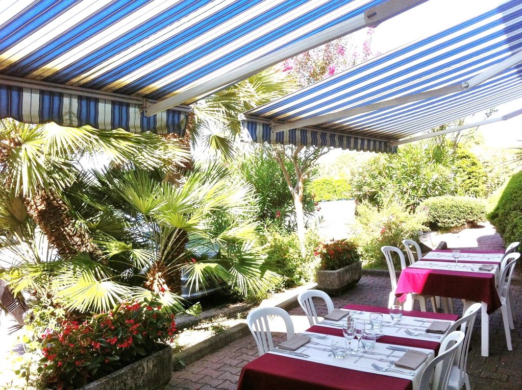 Kyriad Orthez Restaurant photo